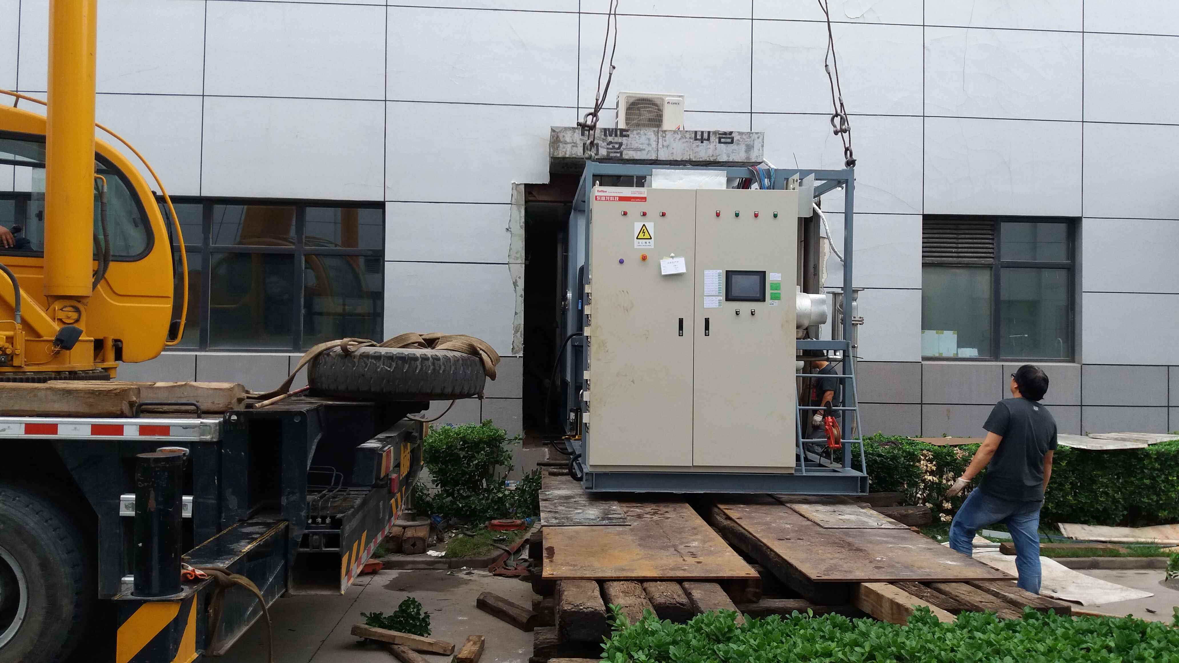 北京設備搬運亦莊醫療設備吊裝 北京設備搬運亦莊醫療設備吊裝